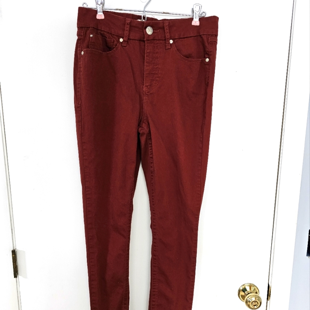 Seven7 Size 8 High Rise Tummyless Pants/Jeans, Rust Red, Like New